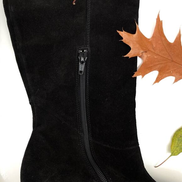 Paul Green Black Suede Over-the-Knee Boots | Equestrian Chic Meets Euro Street - Picture 13 of 16